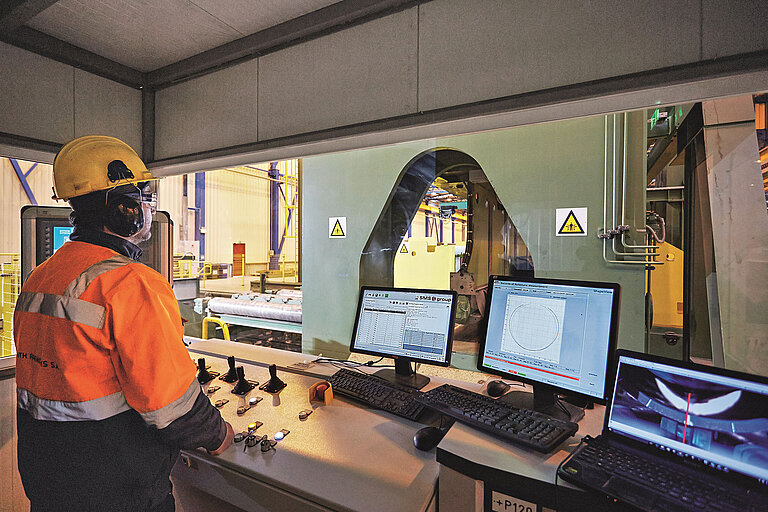 Most modern largediameter pipe mill in the world SMS group GmbH